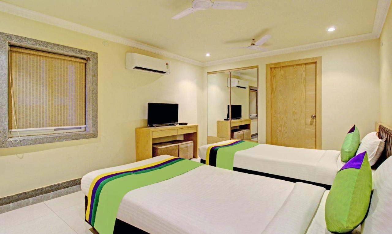 Treebo Asl Prime, Near Ballygunge Railway Station Calcutta Exteriör bild