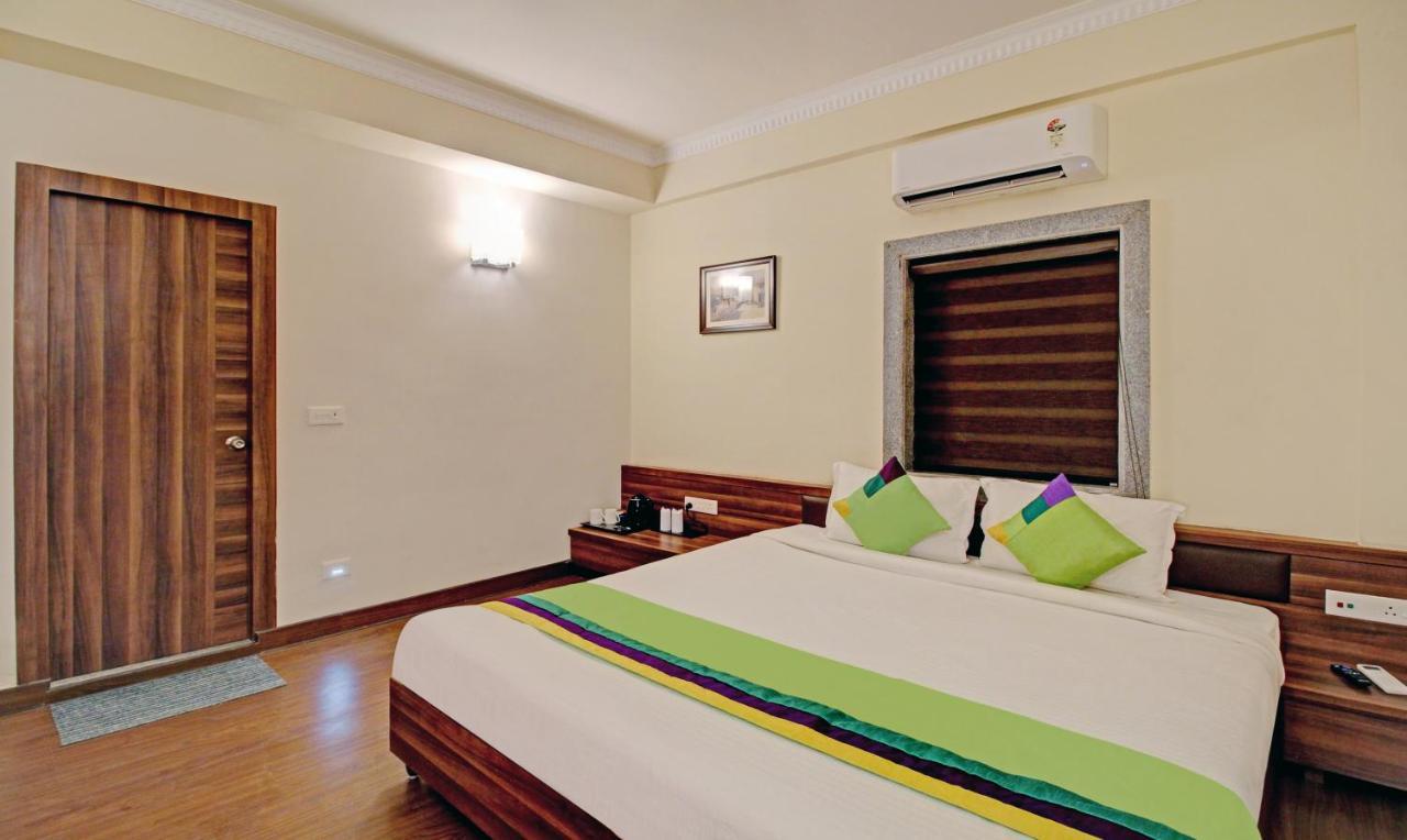 Treebo Asl Prime, Near Ballygunge Railway Station Calcutta Exteriör bild