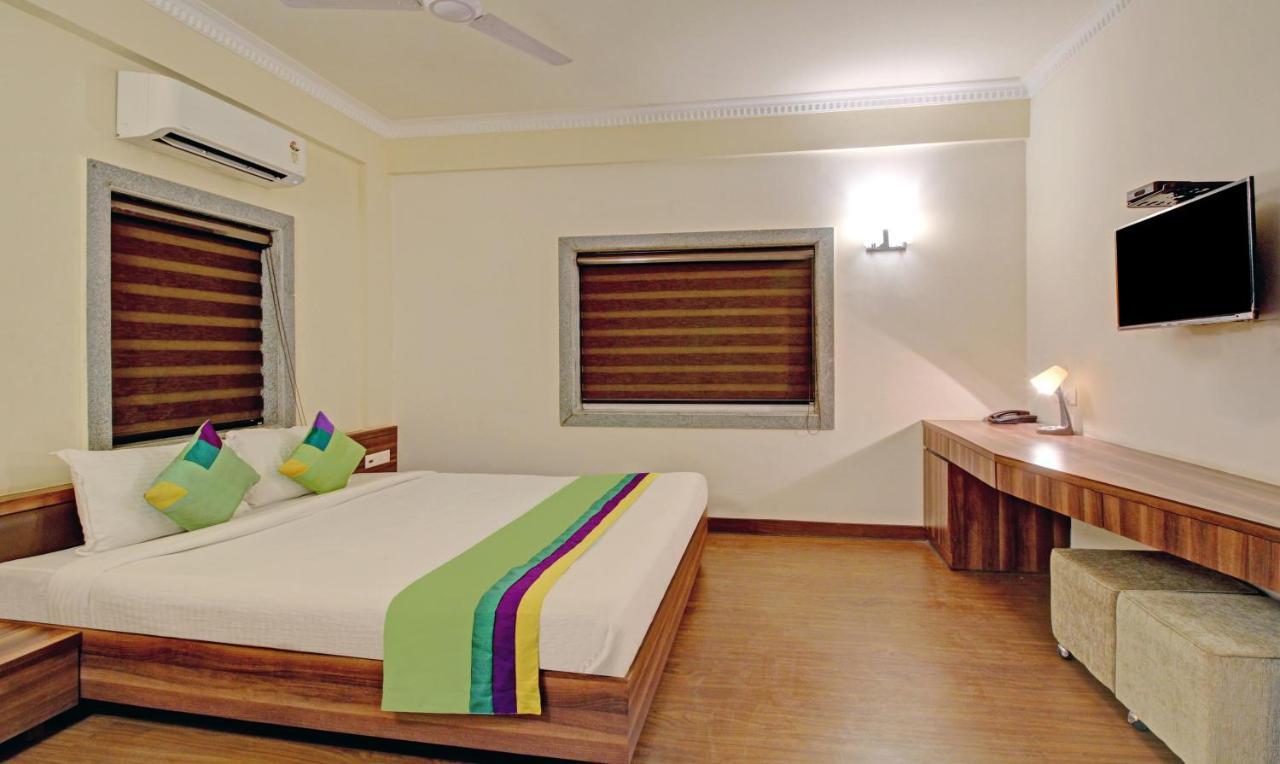 Treebo Asl Prime, Near Ballygunge Railway Station Calcutta Exteriör bild