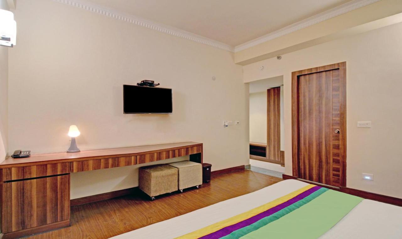 Treebo Asl Prime, Near Ballygunge Railway Station Calcutta Exteriör bild