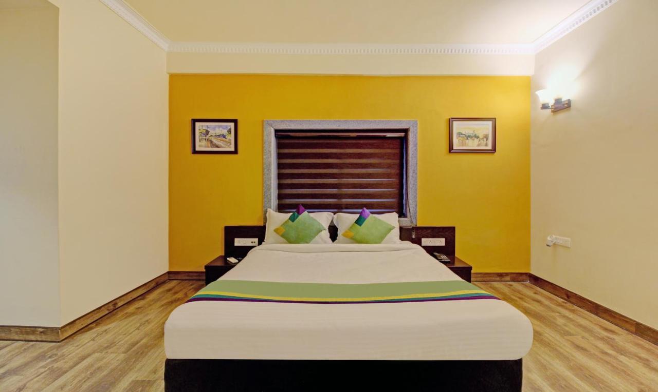 Treebo Asl Prime, Near Ballygunge Railway Station Calcutta Exteriör bild