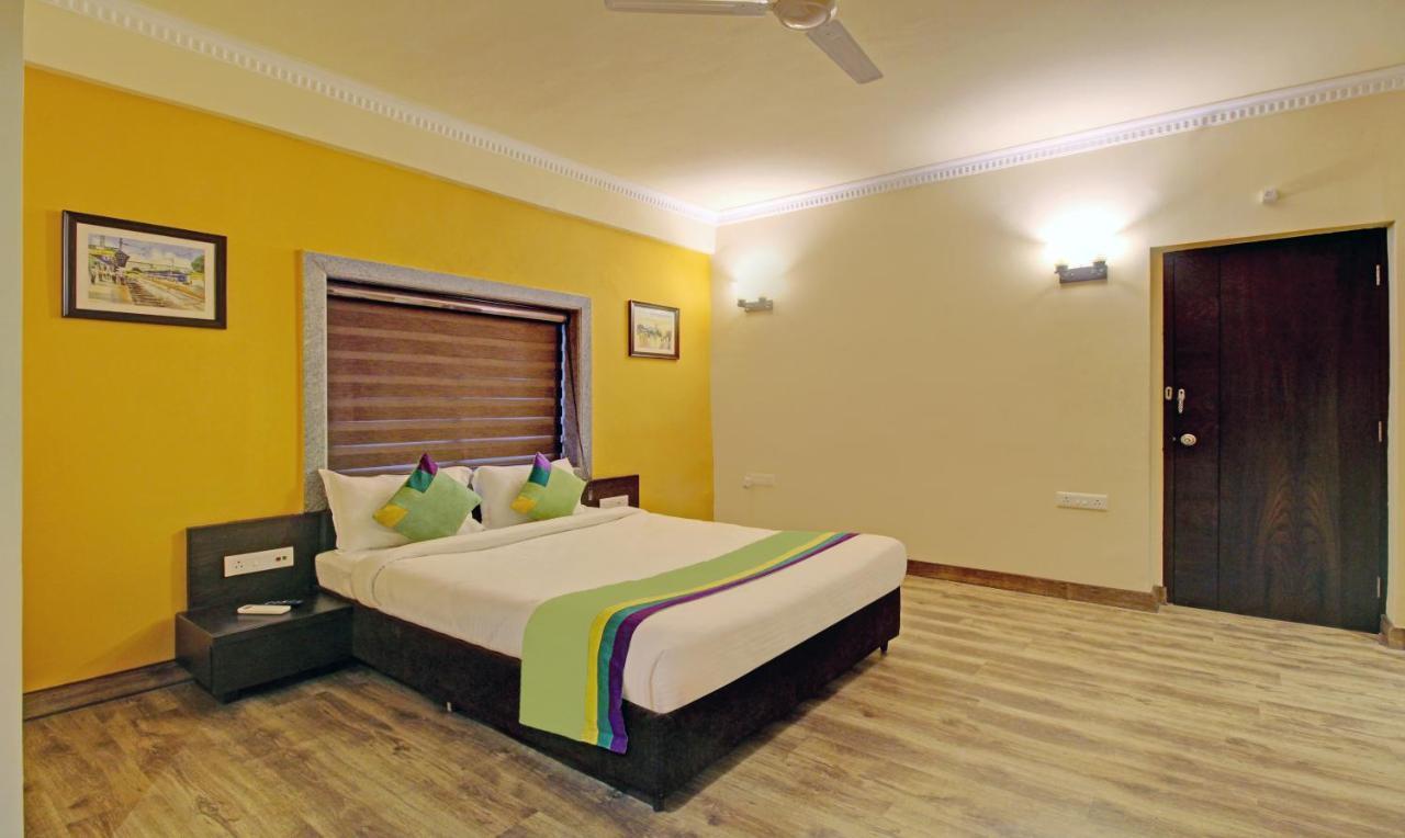 Treebo Asl Prime, Near Ballygunge Railway Station Calcutta Exteriör bild